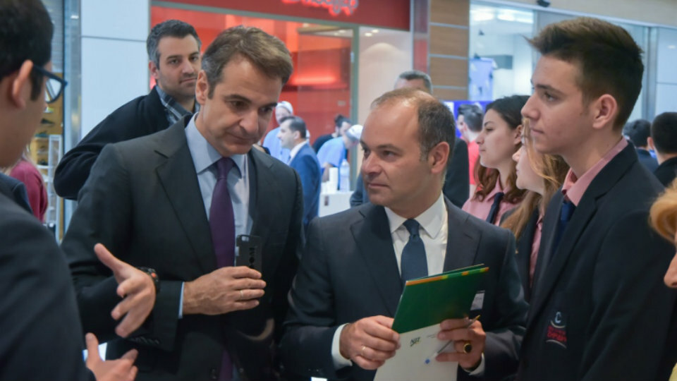 ΠΡΟΕΔΡΟΣ-ΣΕΝ-JA-GREECE-MAΡΚΟΣ-ΒΕΡΕΜΗΣ-ΜΕ-ΚΥΡΙΑΚΟ-ΜΗΤΣΟΤΑΚΗ-800x534.jpg?mtime=20190211122557#asset:113299