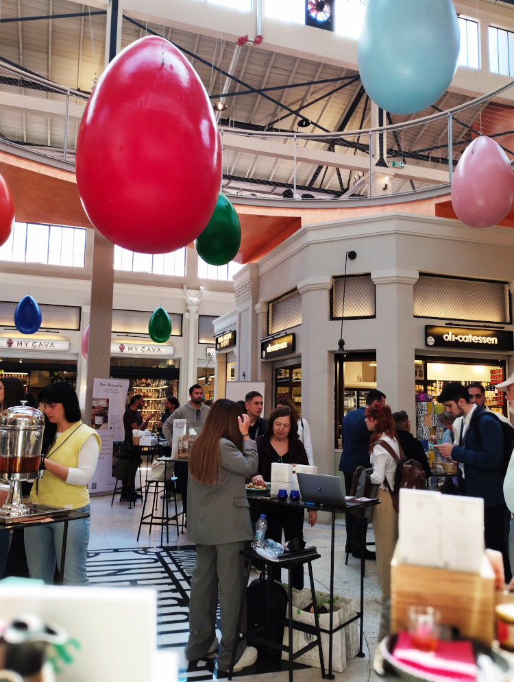 λιγο-πριν-το-Πάσχα-στην-Αγορά-Μοδιάνο.jpg?mtime=20240422115748#asset:474685 λιγο-πριν-το-Πάσχα-στην-Αγορά-Μοδιάνο.jpg?mtime=20240422115748#asset:474685