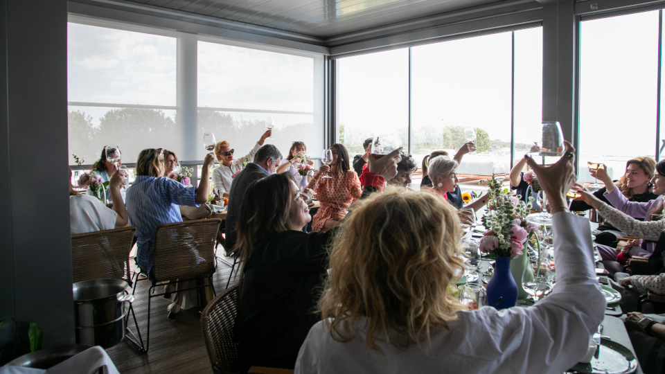 Alûstre_Lunch.jpg?mtime=20240513130529#asset:478187