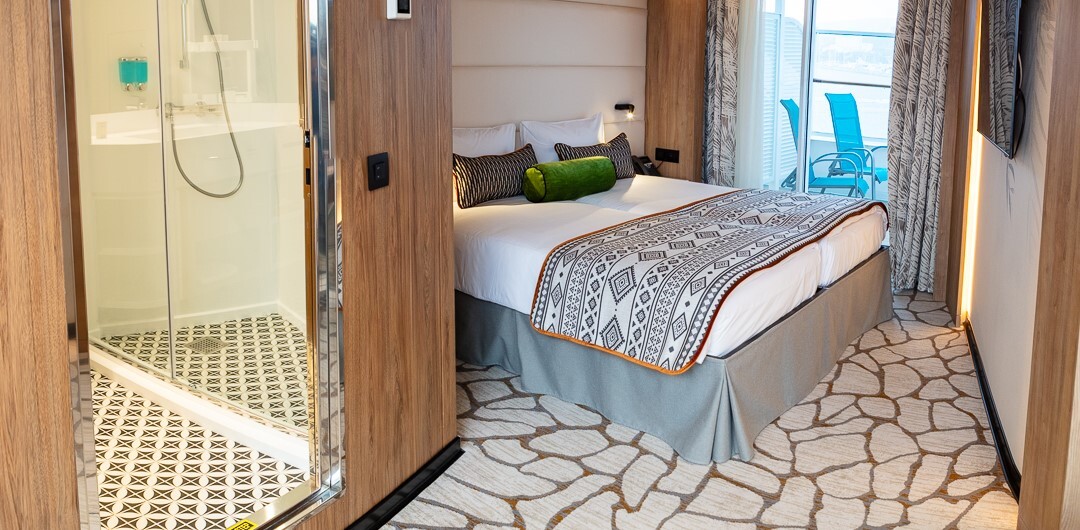 CELESTYAL_DISCOVERY_IMAGE_1.jpg?mtime=20250617125008#asset:552184