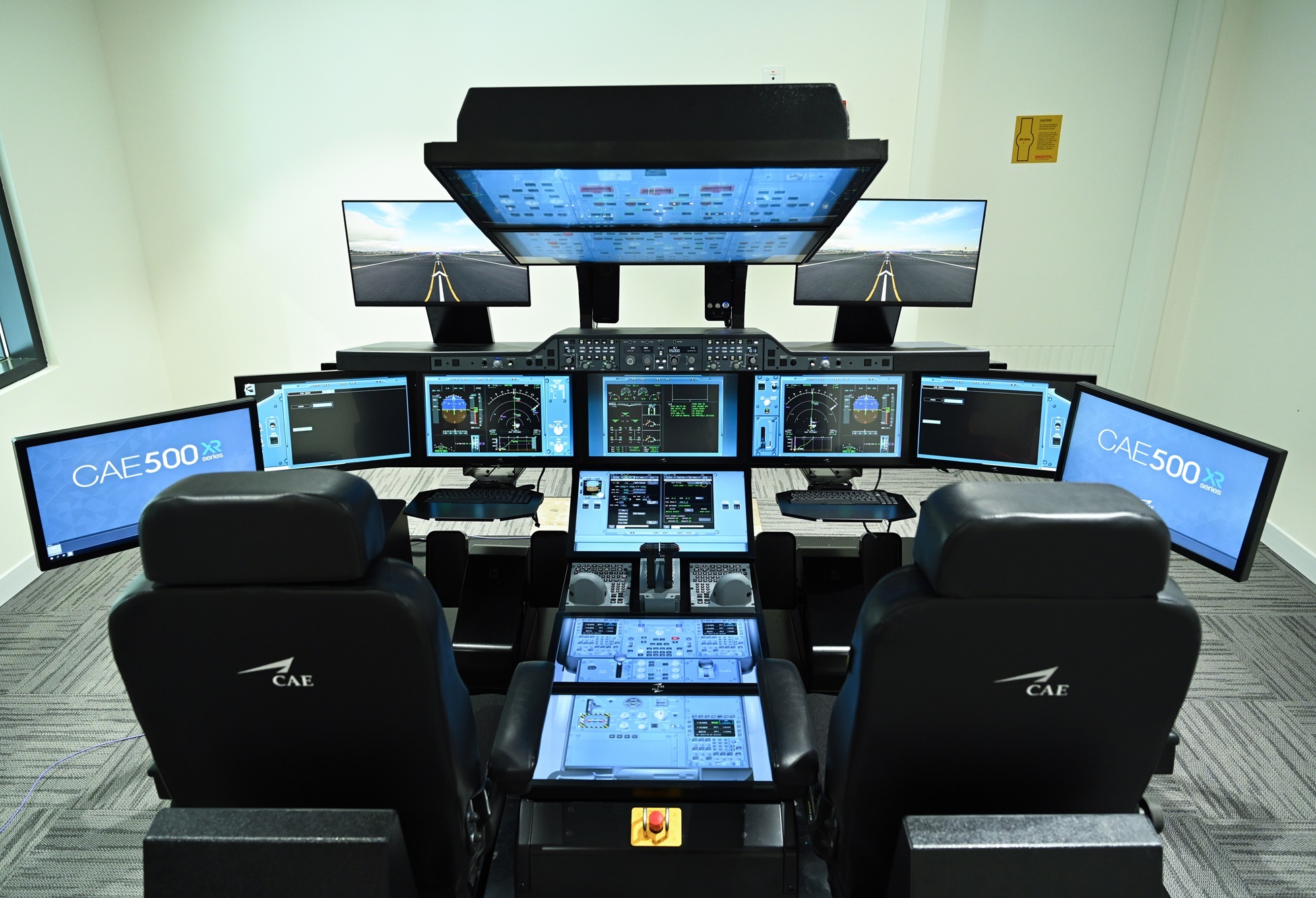 Emirates__A350_fixed_base_training_device.jpg?mtime=20241016162614#asset:506669