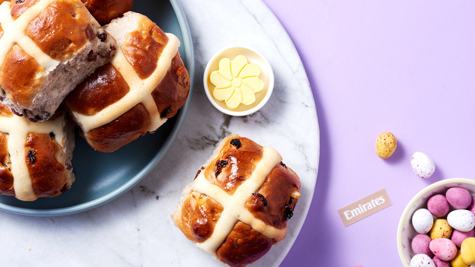 Emirates_easter_2023_1.jpg?mtime=20230407133321#asset:408820