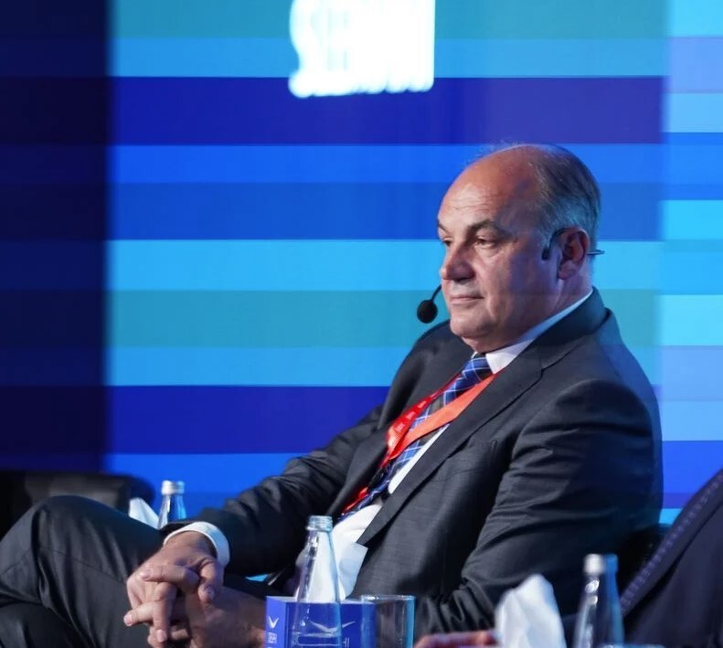 Enver-Hoxhaj.jpg?mtime=20250520111226#asset:546498