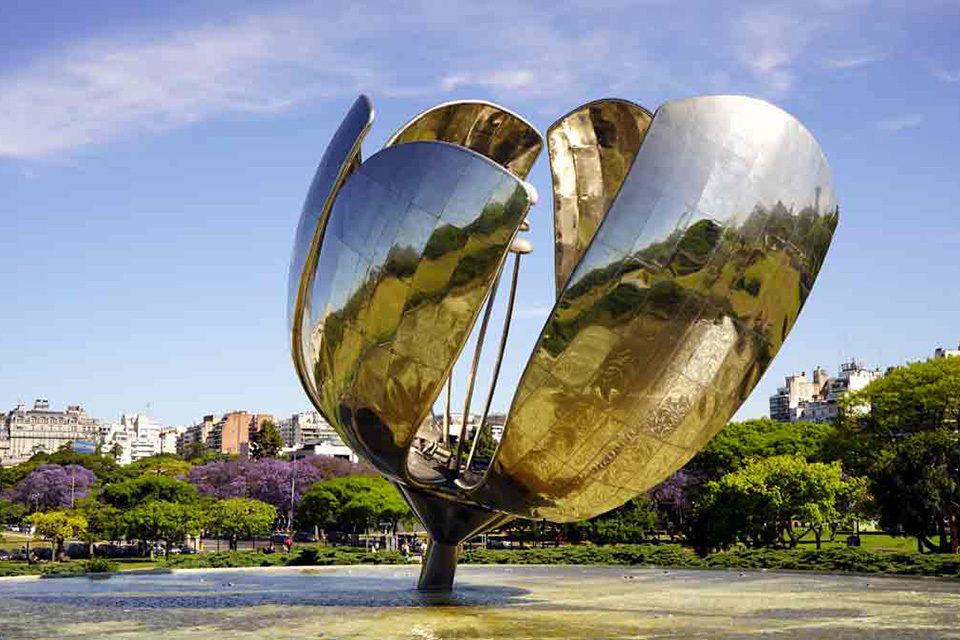 Floralis-Generica-1.jpg?mtime=20241230131318#asset:520099