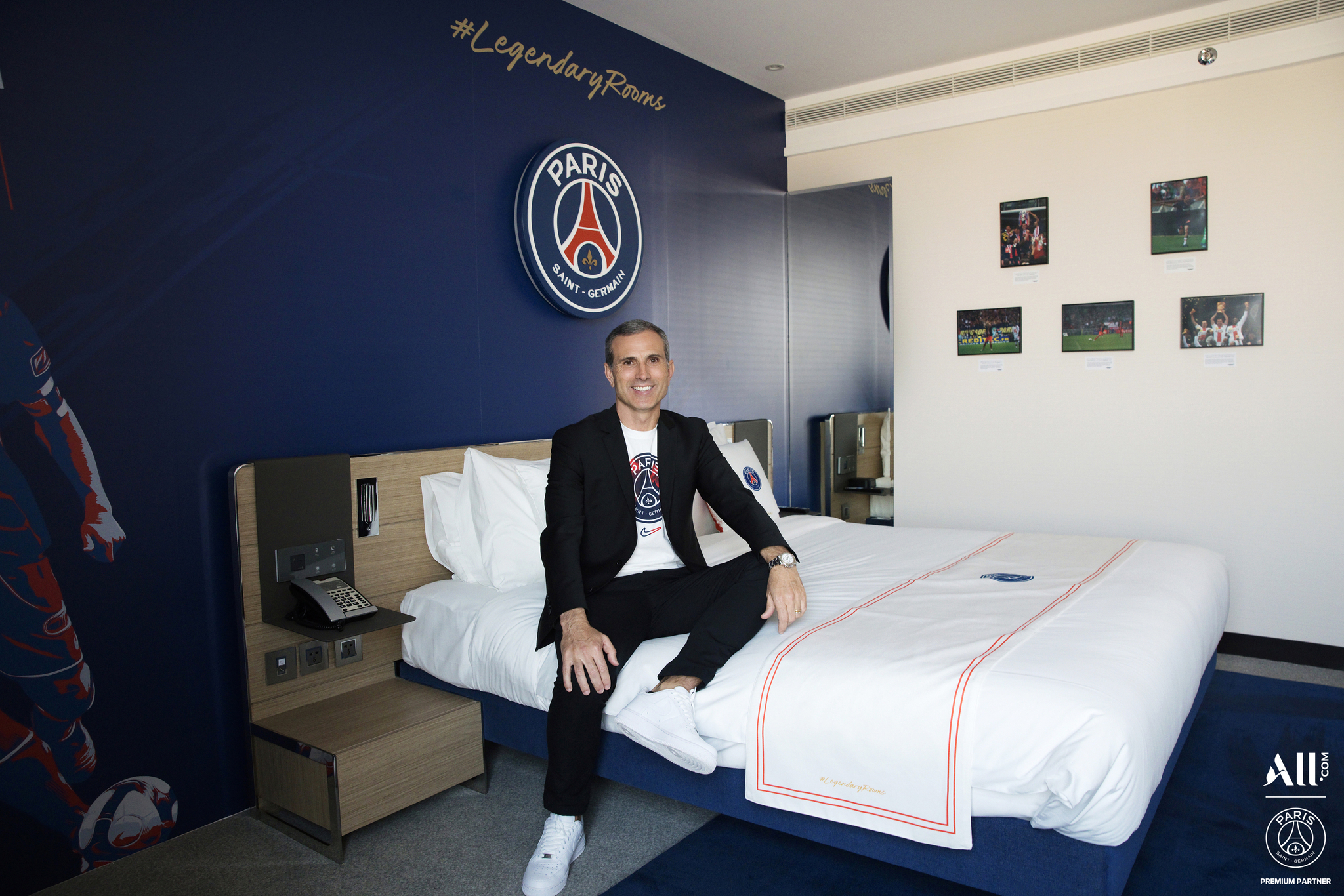 Legendary_Room_3_with_Pedro_Miguel_Pauleta.jpg?mtime=20250717143654#asset:558039
