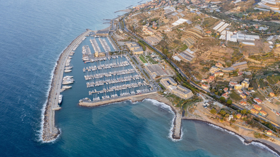 Marina_degli_Aregai.jpg?mtime=20240122154607#asset:457163