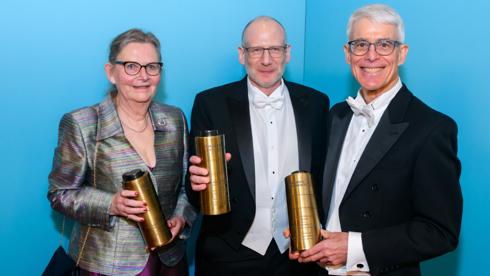 ONASSIS_PrizesSiri-Pettersen-Strandenes-_Marc-Melitz_Darrell-Duffie-©Karen-Hatch.jpg?mtime=20231110145524#asset:445314