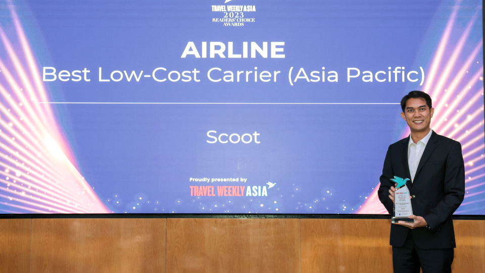 Scoot-Chief-Commercial-Officer-Mr.-Calvin-Chan-at-the-TWA-Reader_s-Choice-Awards-2023.JPG?mtime=20231010140735#asset:438810