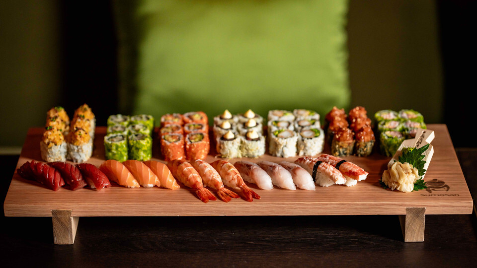 Sumosan_Sushi_Selection.jpeg?mtime=20230404140928#asset:407823