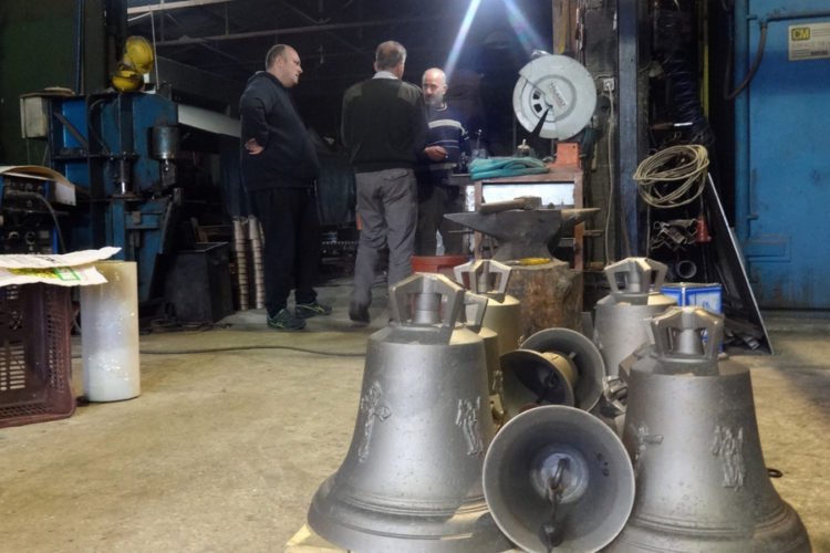 καμπανα2.jpg?mtime=20180209142349#asset:77102:freeHeight