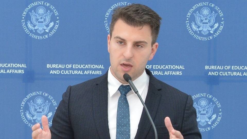 Τα ταξίδια δεν θα επιστρέψουν ποτέ στα παλιά, σύμφωνα με τον επικεφαλής της Airbnb