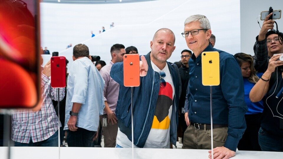 Μετά από 30 χρόνια στην Apple, αποχωρεί ο σχεδιαστής του iPhone