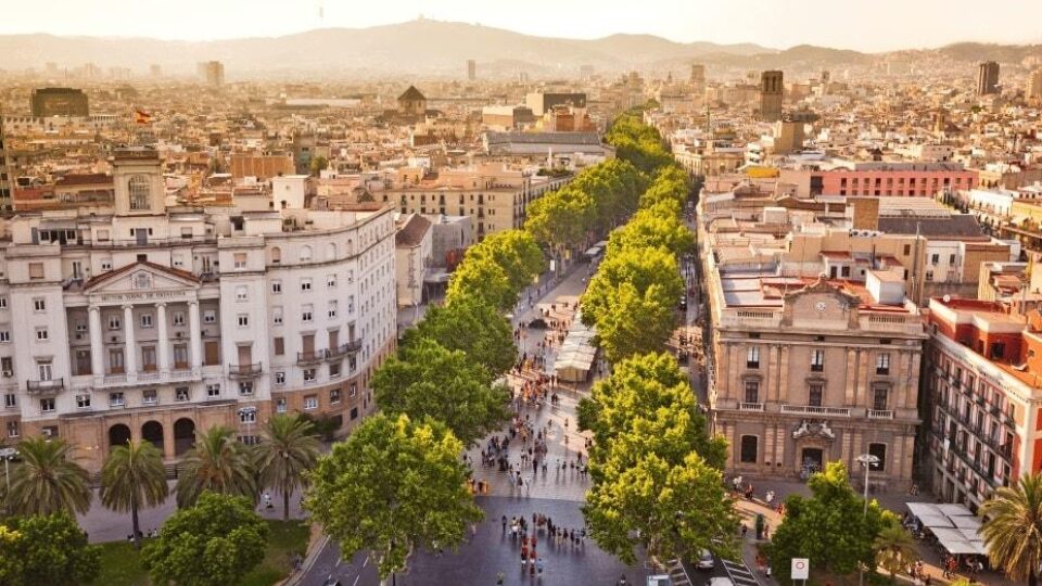 Βαρκελώνη: Ο Πολεοδόμος Ασεμπίλιο, Το Καταλανικό «Μάντσεστερ» και η Αστική Οικονομία της Γνώσης