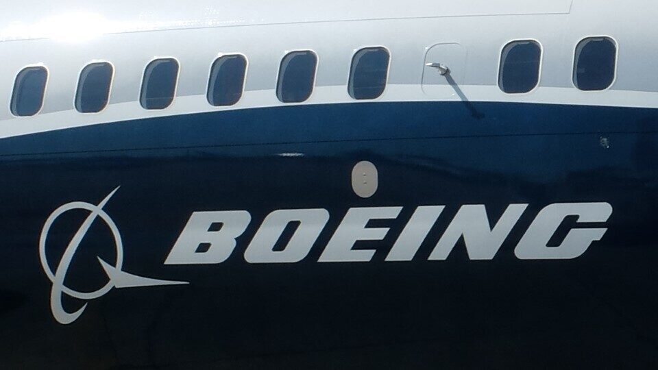 Τα αεροσκάφη της Boeing θα πετούν με βιοκαύσιμα μέχρι το 2030