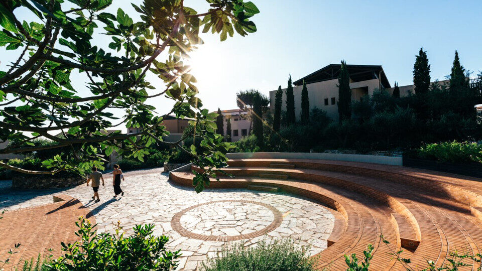 Costa Navarino: Αξιολόγηση από την TÜV Hellas με βάση την υπηρεσία Safe Restart