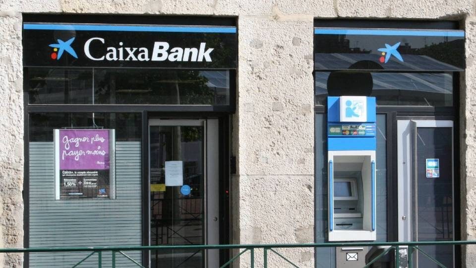 CaixaBank και Bankia δημιουργούν τη μεγαλύτερη τοπική ισπανική τράπεζα