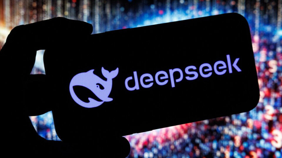 DeepSeek: Ίσως το αμερικανικό εμπάργκο να εκτόξευσε τη δημοτικότητα του κινεζικού εγχειρήματος