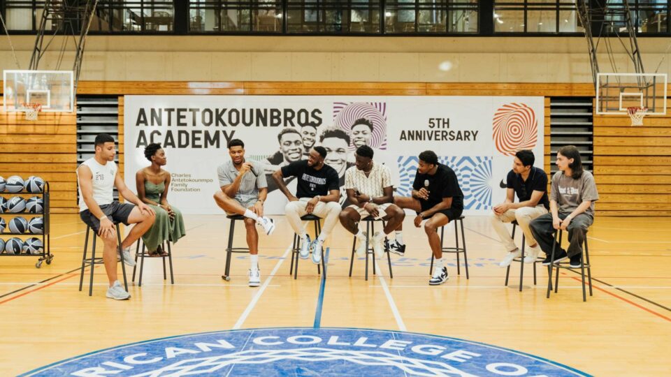 5 χρόνια AntetokounBros Academy: Τελετή αποφοίτησης στο Αμερικανικό Κολλέγιο Ελλάδος