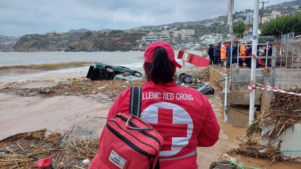 Ο Ερυθρός Σταυρός στο πλευρό των πληγέντων από τις καταστροφικές πλημμύρες στην Κρήτη
