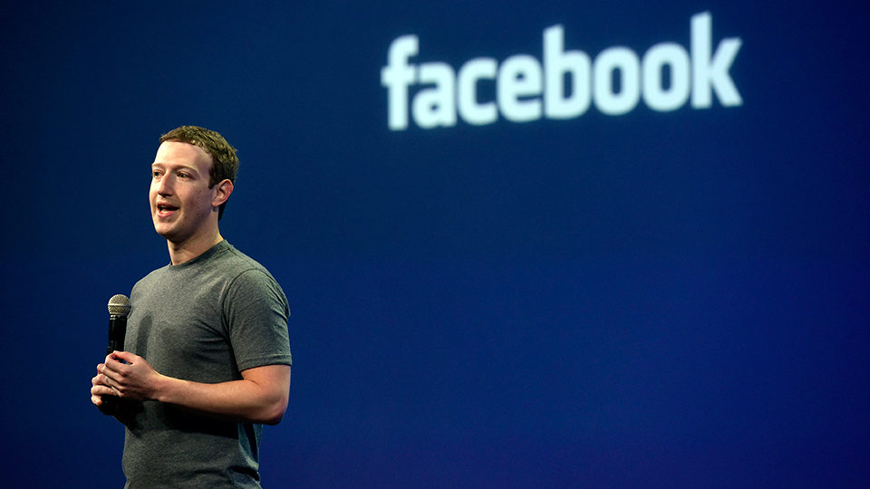 Facebook: Εργαζόμενοι κατά Zuckerberg για τις δημοσιεύσεις του Trump