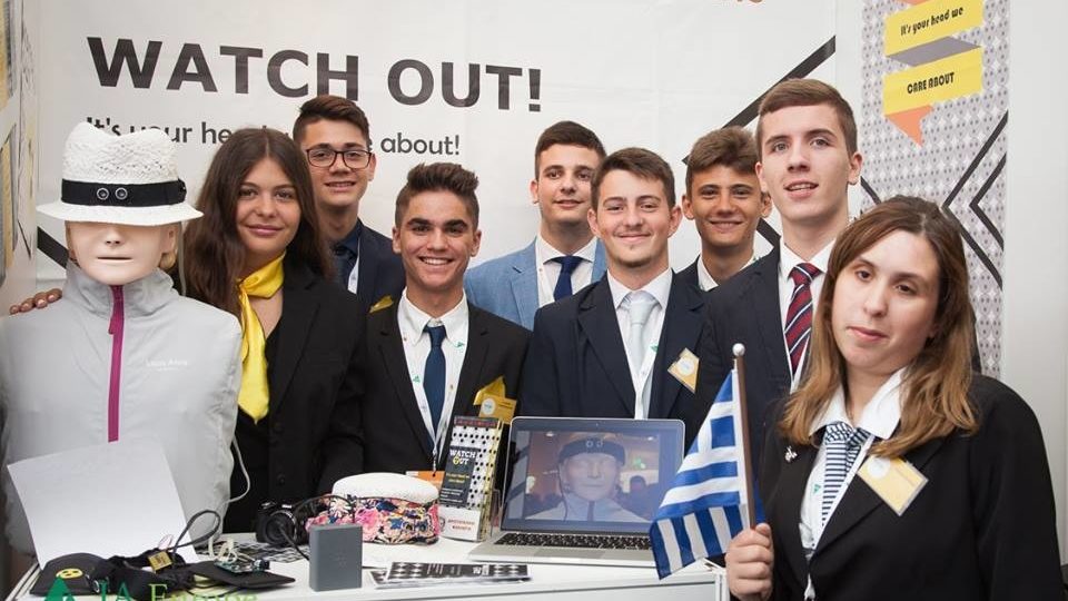 Εντυπωσίασε η ελληνική ομάδα  «Watch Out» στον Πανευρωπαϊκό Διαγωνισμό Μαθητικής Καινοτομίας και Επιχειρηματικότητας «Company Of The Year Competition 2017»