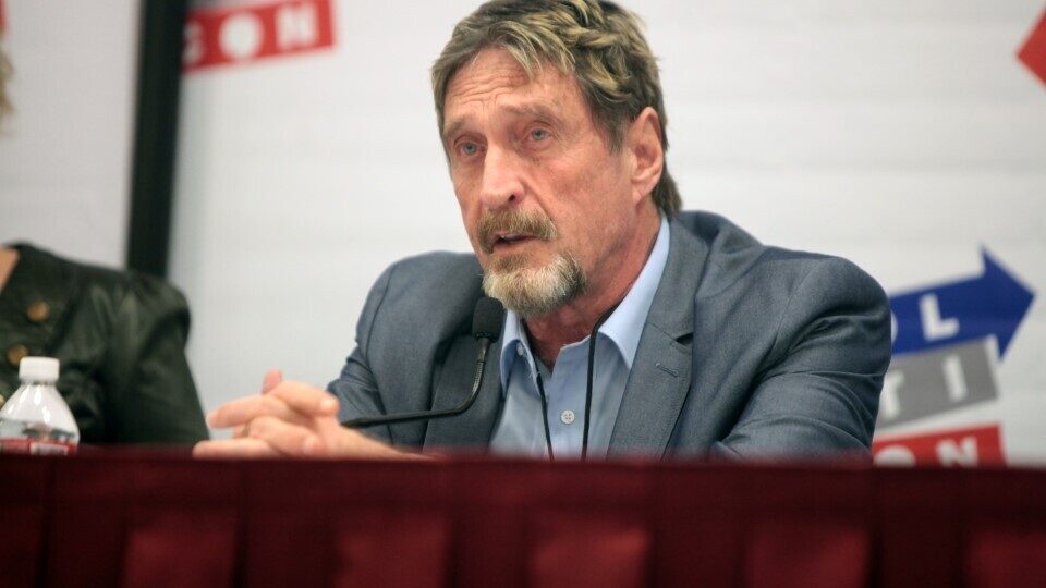 John McAfee: Βρέθηκε νεκρός στο κελί του - Είχε ιδρύσει την εταιρεία McAfee