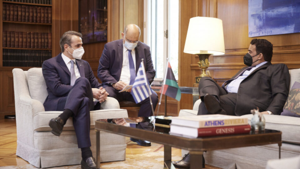 Την επανεκκίνηση συνομιλιών για την ΑΟΖ συμφώνησαν Μητσοτάκης και Πρόεδρος της Λιβύης