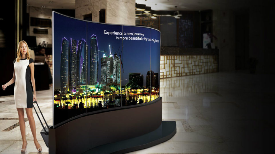 Η LG συμμετέχει στην έκθεση τουρισμού 100% Hotel Show  ως Digital Signage Sponsor