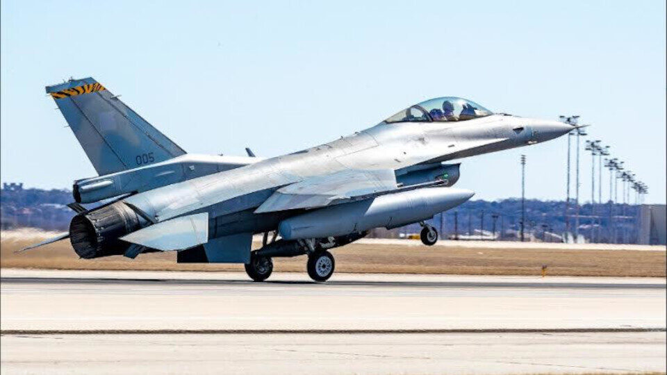 Lockheed Martin: Το πρώτο αναβαθμισμένο F-16 στη διαμόρφωση Viper επιστρέφει στην Πολεμική Αεροπορία