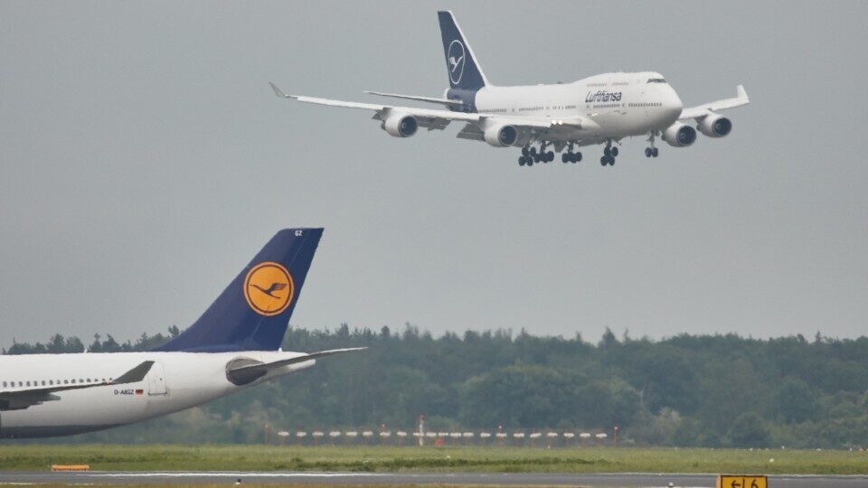 Lufthansa: Δωρεάν αλλαγή κρατήσεων σε όλους τους ναύλους μέχρι το τέλος Φεβρουαρίου