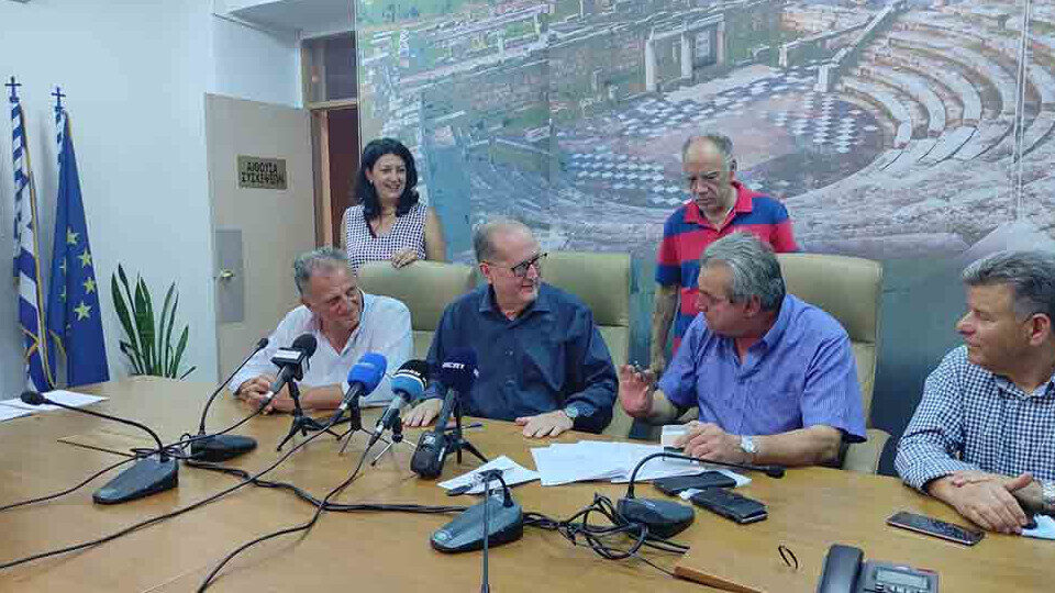 ​Περ. Πελοποννήσου: Υπογραφή συμβάσεων 14,3 εκατ. ευρώ στην Καλαμάτα