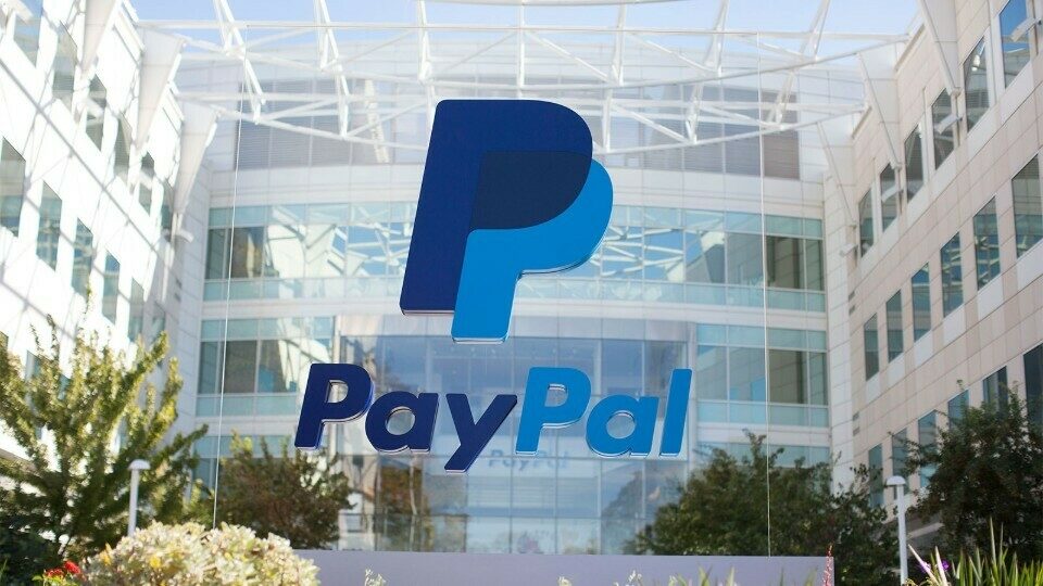 Το PayPal προσφέρει τη δυνατότητα πληρωμών με Bitcoin, Ethereum και Litecoin