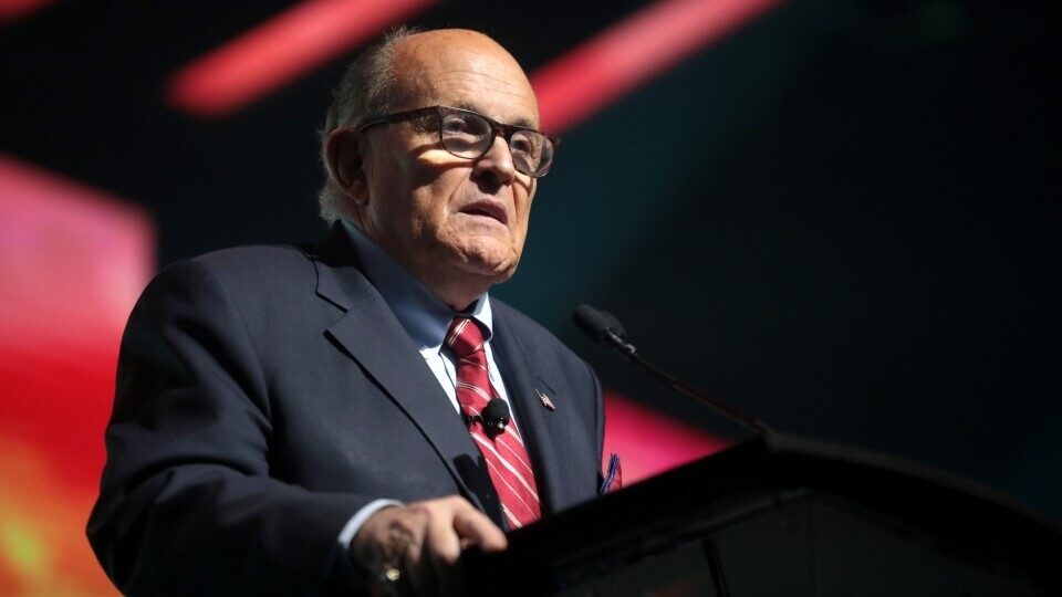 Αποζημίωση 1,3 δισ. δολαρίων για το «Μεγάλο Ψέμα» του Giuliani ζητά εταιρεία