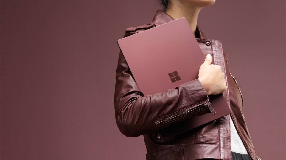 Η σειρά Microsoft Surface είναι τώρα διαθέσιμη και στην Ελλάδα