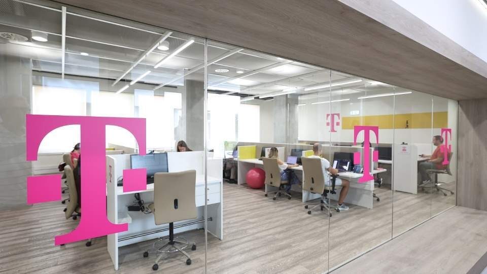 Telekom IT hub: 200 νέες θέσεις εργασίας στον νευραλγικό τομέα της Πληροφορικής