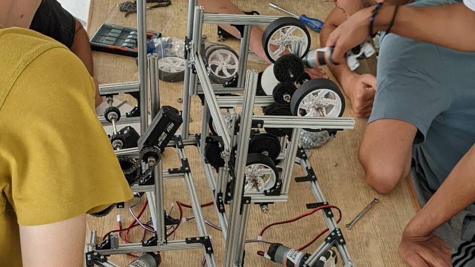 Στη Γενεύη η Ελληνική Εθνική Ομάδα Ρομποτικής «FIRST Global Challenge Team Greece»