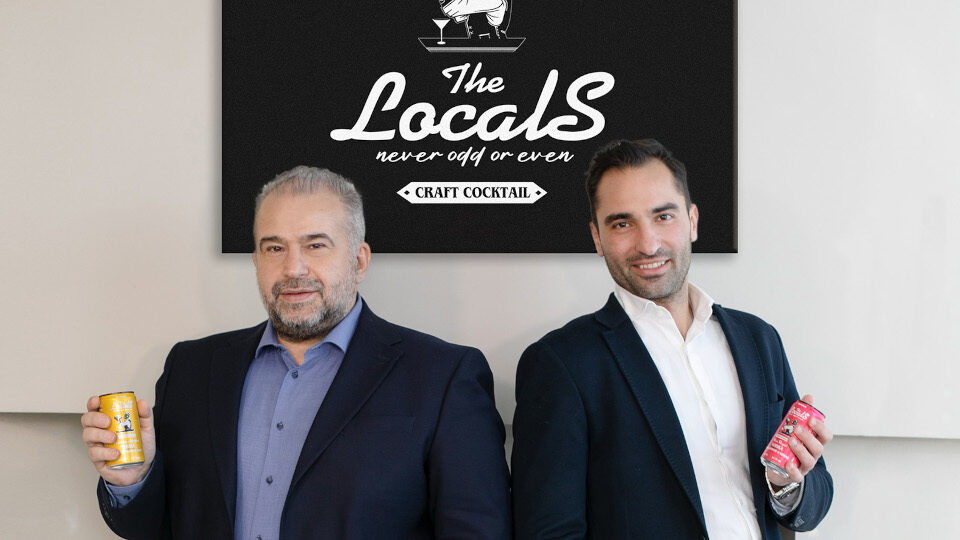 The Locals: Τα πρώτα ελληνικά craft cocktails σε can από τους Γ. Χήτο και Γ. Βενιέρη