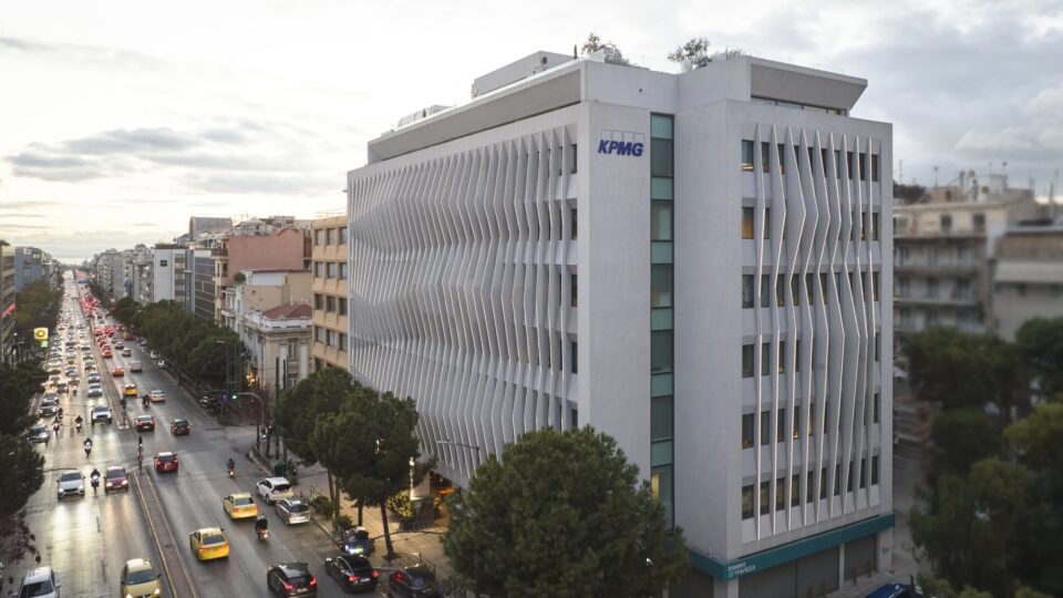 KPMG: Partner στην ομάδα Deal Advisory στην Ελλάδα με εξειδίκευση στις Υποδομές η Roxana (Todiroae) Νευραδάκη