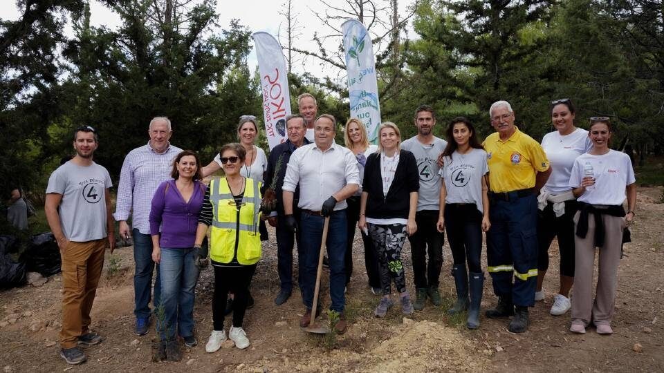 Βίκος και We4all φυτεύουν 1.000 δενδρύλλια σε Βάρη - Βούλα - Βουλιαγμένη