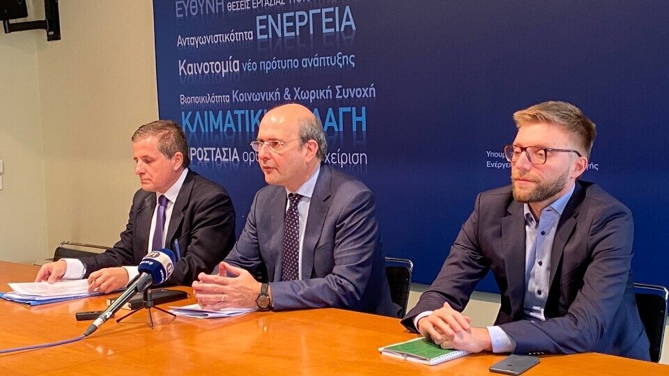 Κωστής Χατζηδάκης: Οι 4 άξονες του περιβαλλοντικού νομοσχεδίου