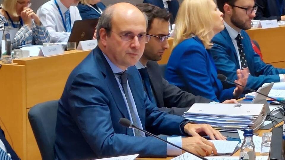 Κ. Χατζηδάκης: Απαιτείται συλλογική απάντηση σε επίπεδο ΕΕ για την ενέργεια και την ακρίβεια