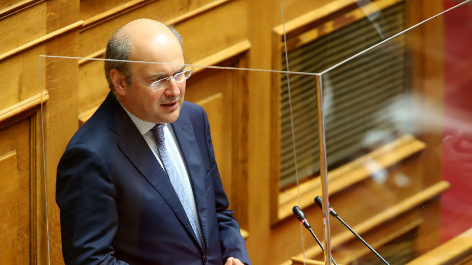 Κ. Χατζηδάκης: Ποιους αφορούν οι αυξήσεις των συντάξεων - Πόσο και ποιοι παίρνουν διπλή η τριπλή αύξηση