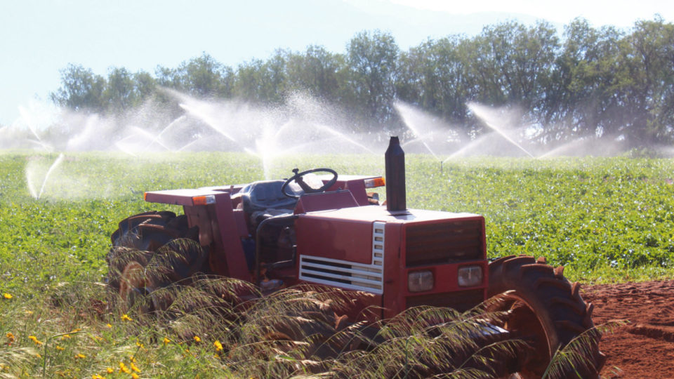 ​Κομισιόν: Οδηγίες για την επανάχρηση του νερού στη γεωργία και αντιμετώπιση της λειψυδρίας