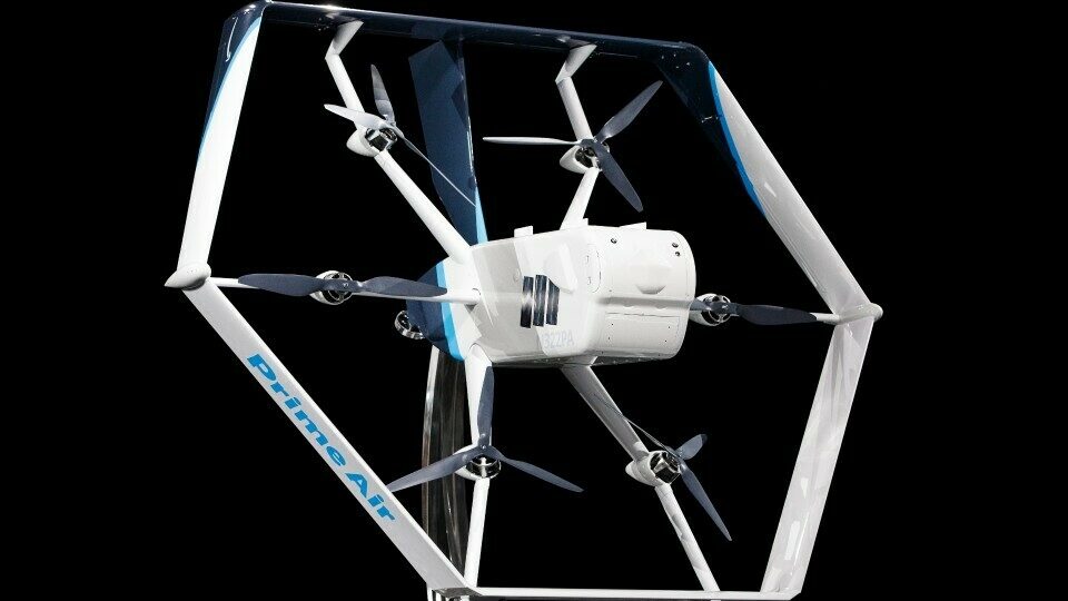 Η Amazon θα ξεκινήσει παραδόσεις με drones «σε μερικούς μήνες» [video]