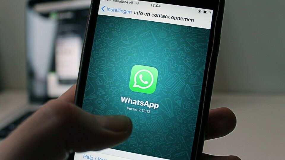 Facebook: «Ενημερώστε άμεσα το WhatsApp» - Κίνδυνος ακόμη και από μια απλή κλήση