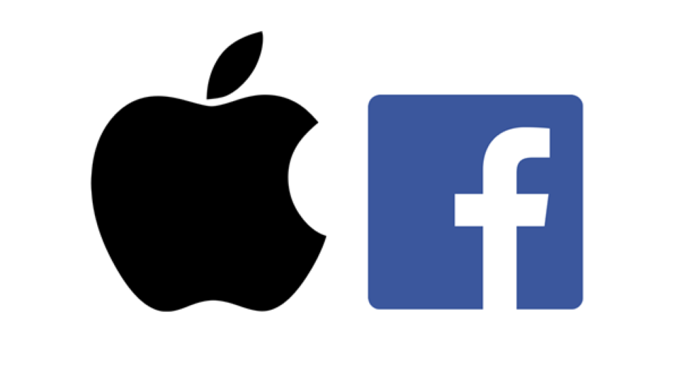 Ξέσπασε «πόλεμος» μεταξύ Apple και Facebook για τη στοχευμένη διαφήμιση