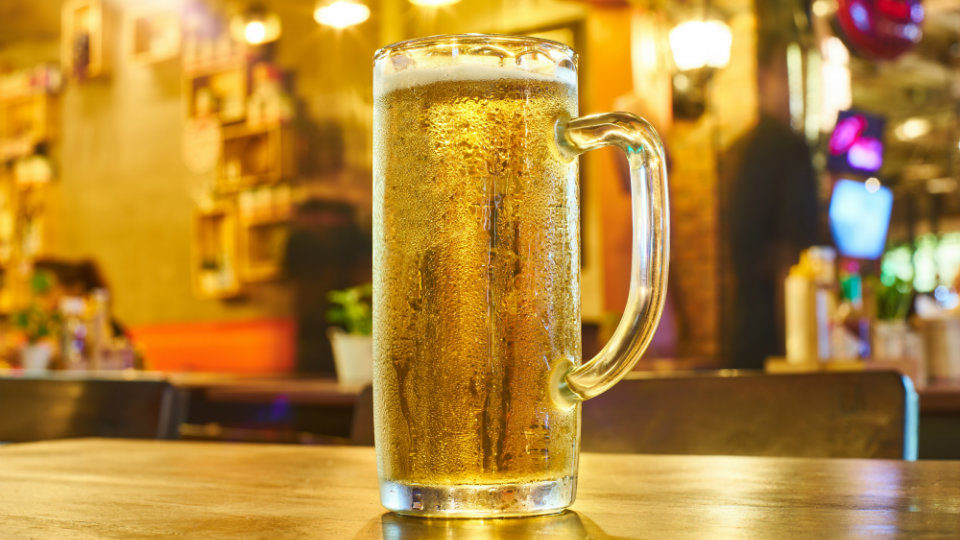 Ο Καναδάς φτιάχνει την πρώτη μπύρα κάνναβης - «Σε χτυπάει πολύ γρήγορα»
