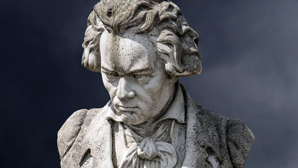 Beethoven: Ο συνθέτης που με τους στίχους του ένωσε τον κόσμο