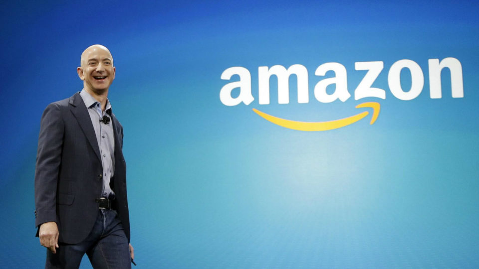 Ο Jeff Bezos της Amazon είναι ο «επιχειρηματίας της δεκαετίας»