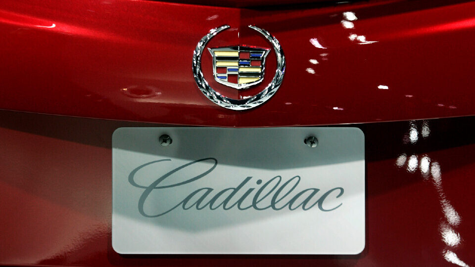 Η Cadillac κάνει στροφή στην ηλεκτροκίνηση μέχρι το 2030